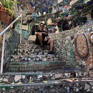 Meet your Posher, Sari